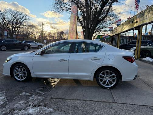 2019 Acura ILX Base