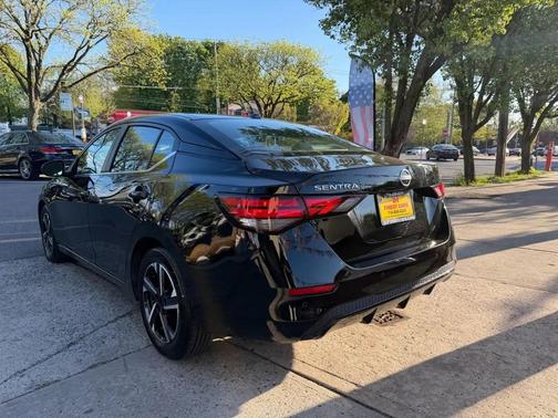 Super Black 2024 Nissan Sentra SV