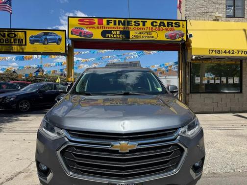 Satin Steel Metallic 2020 Chevrolet Traverse LT Leather