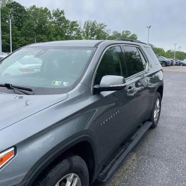 Satin Steel Metallic 2020 Chevrolet Traverse LT Leather