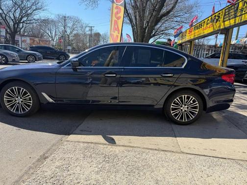 Dark Blue 2018 BMW 530 xDrive