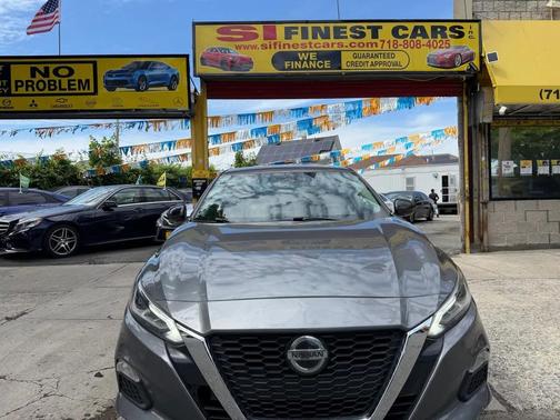 Gun Metallic 2022 Nissan Altima SR Intelligent AWD
