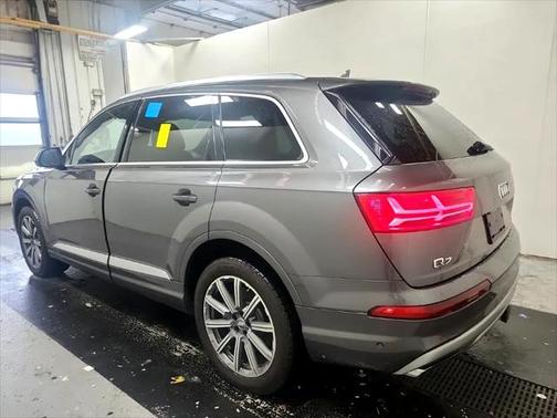 2019 Audi Q7 55 Premium Plus