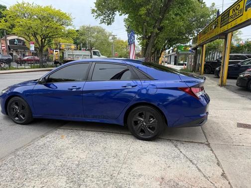 Intense Blue 2022 Hyundai ELANTRA SEL