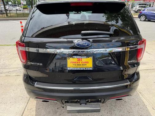 Agate Black Metallic 2019 Ford Explorer Limited