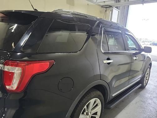 Agate Black Metallic 2019 Ford Explorer Limited