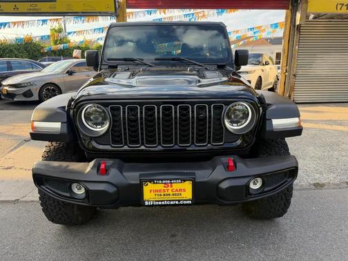 Black Clearcoat 2025 Jeep Wrangler Rubicon