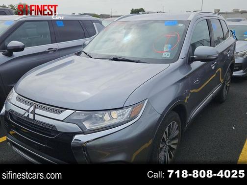 2020 Mitsubishi Outlander SE