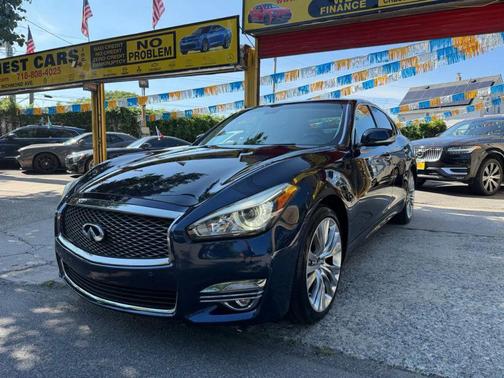 Blue 2017 INFINITI Q70 3.7X