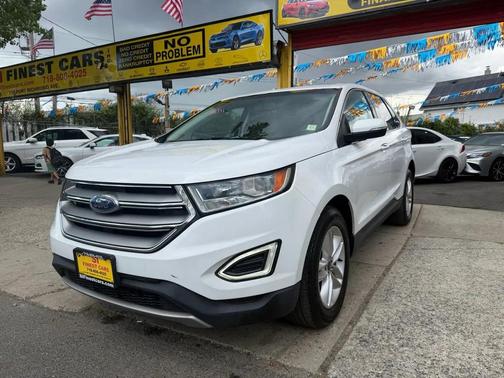 White 2016 Ford Edge SEL