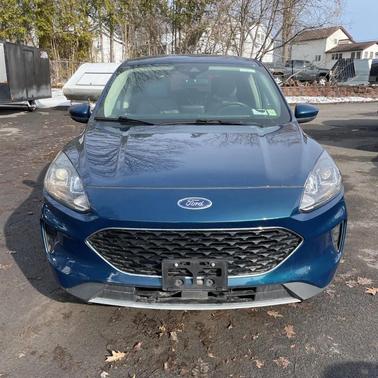 Dark Persian Green Metallic 2020 Ford Escape SE