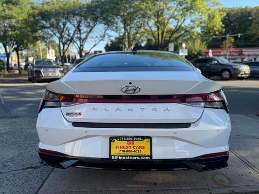 2021 Hyundai ELANTRA Limited