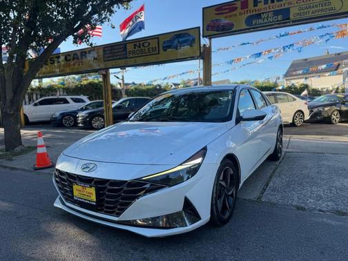 2021 Hyundai ELANTRA Limited