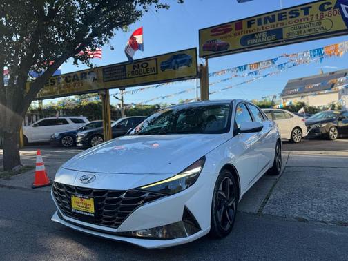 2021 Hyundai ELANTRA Limited