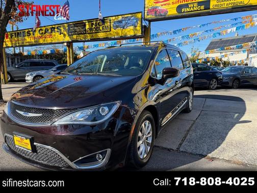 2019 Chrysler Pacifica Touring L