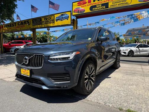 Denim Blue Metallic 2020 Volvo XC90 T6 Momentum