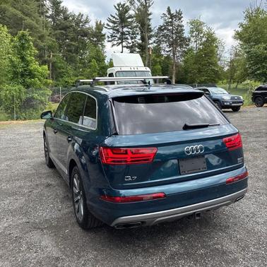 Teal 2018 Audi Q7 3.0T Premium Plus