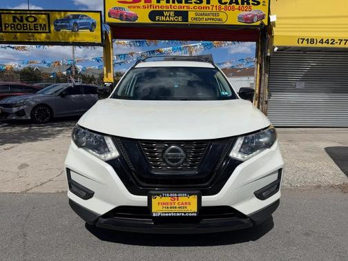 2018 Nissan Rogue SV