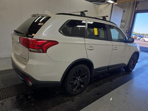 2018 Mitsubishi Outlander SEL