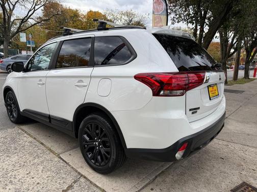 2018 Mitsubishi Outlander SEL