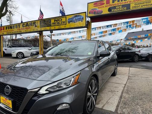 2020 Nissan Altima SR FWD