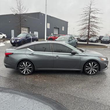 2020 Nissan Altima SR FWD