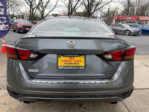 2020 Nissan Altima SR FWD