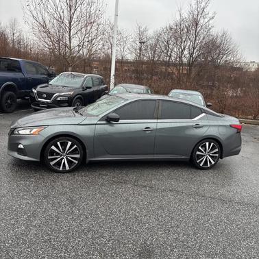 2020 Nissan Altima SR FWD