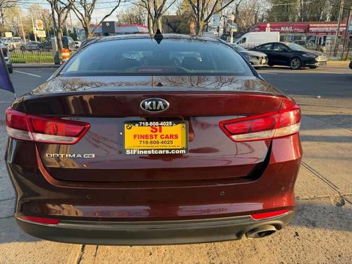 Sangria 2018 Kia Optima LX