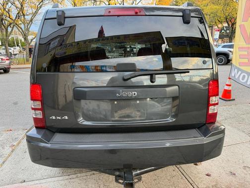 2010 Jeep Liberty Sport