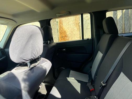 2010 Jeep Liberty Sport