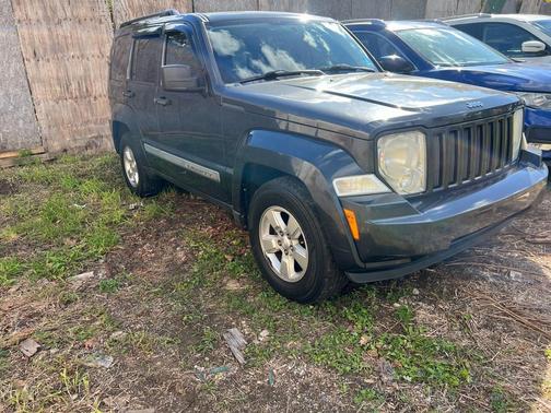 2010 Jeep Liberty Sport