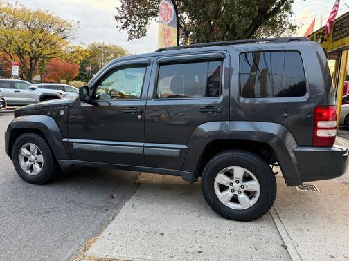 2010 Jeep Liberty Sport