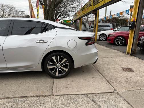 2019 Nissan Maxima 3.5 SV
