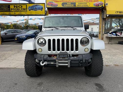2012 Jeep Wrangler Unlimited Sahara