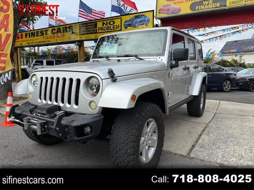 2012 Jeep Wrangler Unlimited Sahara