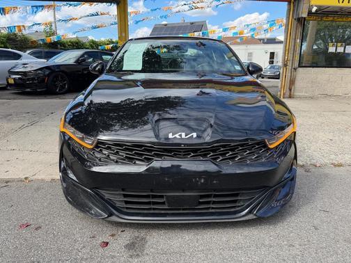 2022 Kia K5 GT-Line