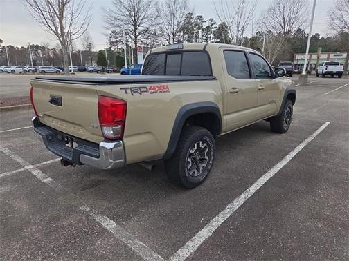 2016 Toyota Tacoma SR