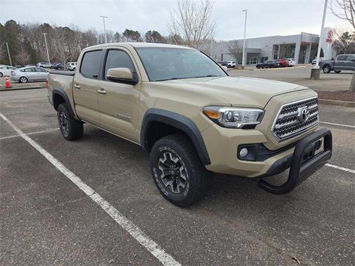 2016 Toyota Tacoma SR