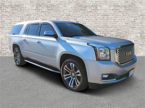 2017 GMC Yukon XL Denali