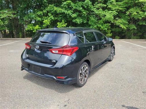 2016 Scion iM Base
