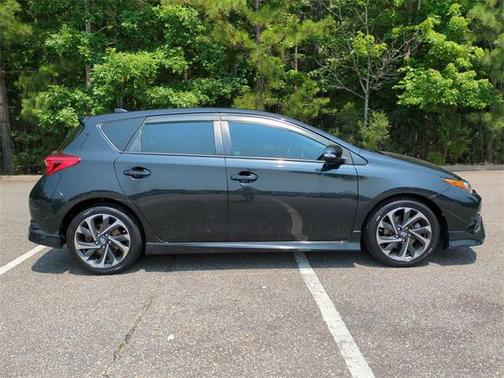 2016 Scion iM Base