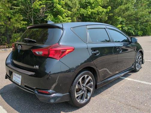 2016 Scion iM Base