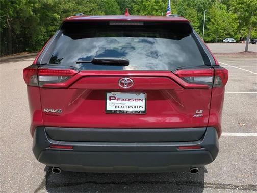 2021 Toyota RAV4 LE