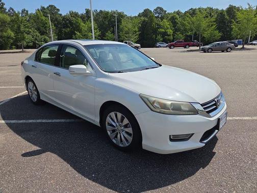 White Orchid Pearl 2013 Honda Accord EX