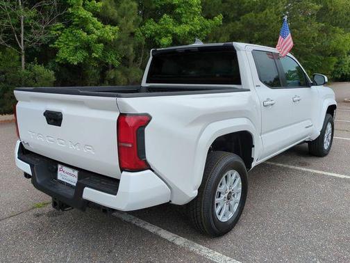 Ice Cap 2026 Toyota Tacoma SR5