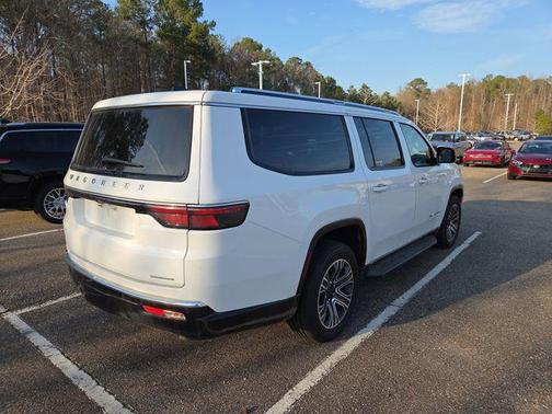 2024 Jeep Wagoneer L Series II 4x4