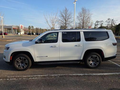 2024 Jeep Wagoneer L Series II 4x4
