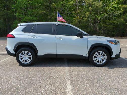 Wind Chill Pearl 2025 Toyota Corolla Cross L