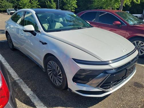2024 Hyundai SONATA Hybrid Limited